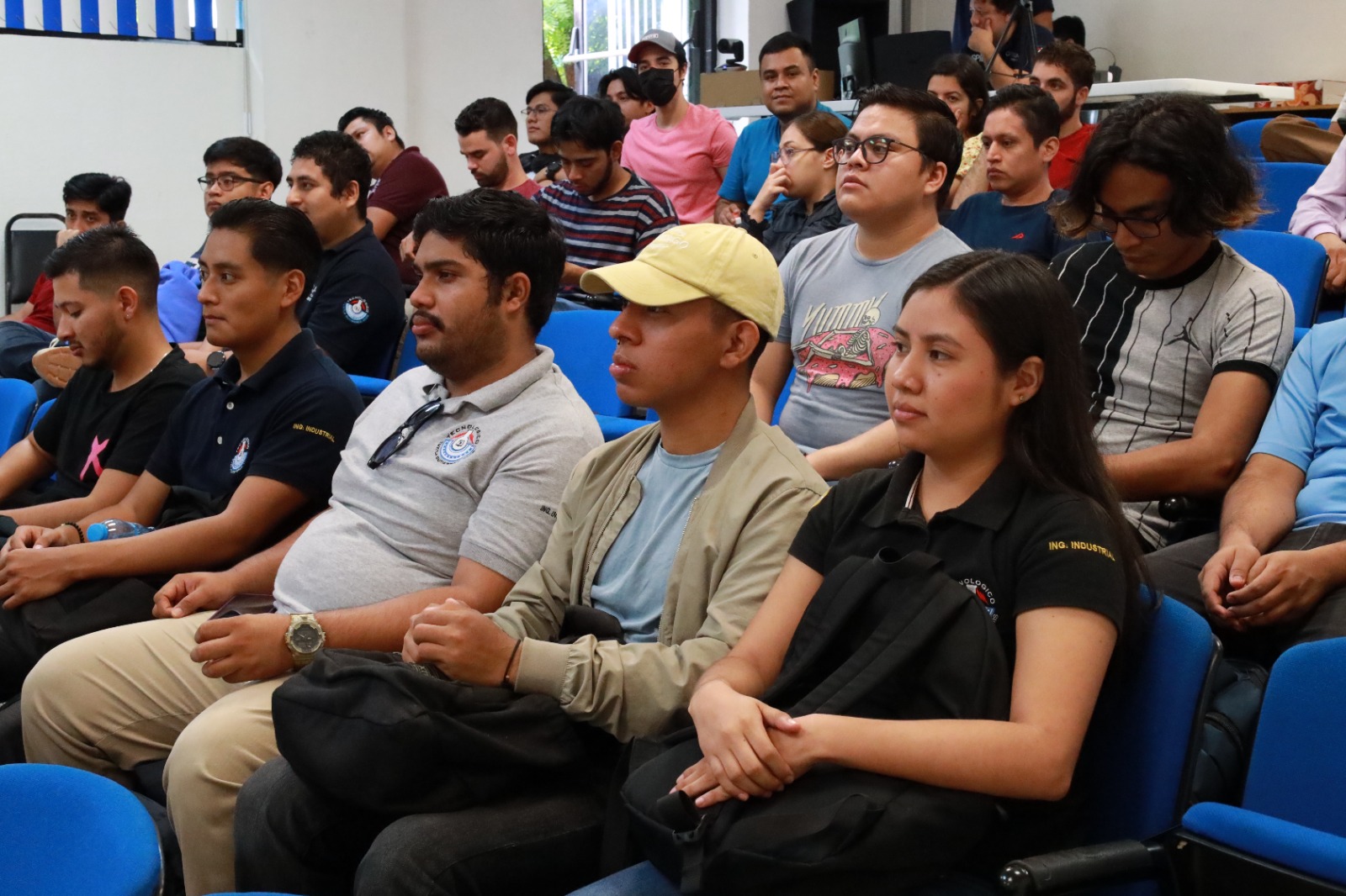 Tec Tuxtla realiza segundo encuentro de investigadores de Óptica